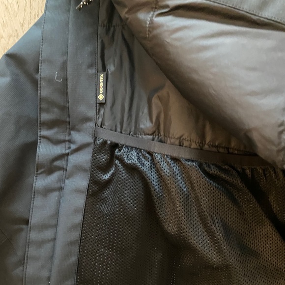 GORE-TEX Insulated jacket never worn. Only took off the labels. - Picture 7 of 7